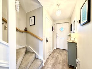 Entrance Hallway- click for photo gallery
